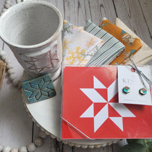 Load image into Gallery viewer, Quilt Gift Set