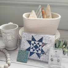 Load image into Gallery viewer, Quilt Gift Set