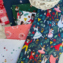 Load image into Gallery viewer, Wintering Quilt Kit