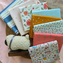 Load image into Gallery viewer, Patchwork Hearts Quilt Kit