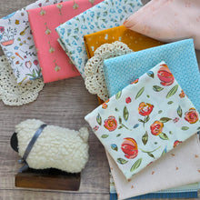Load image into Gallery viewer, Patchwork Hearts Quilt Kit
