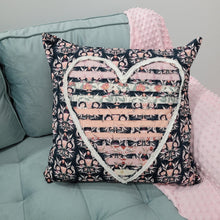 Load image into Gallery viewer, Peekaboo Heart Pillow Kit with PDF Pattern
