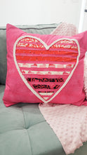 Load image into Gallery viewer, Peekaboo Heart Pillow Kit with PDF Pattern
